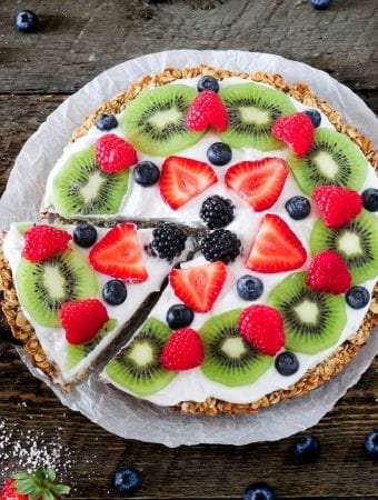 Tired of boring oatmeal for breakfast? Why not start your mornings off with this quick & easy Healthy Fruit Pizza? It's nut-free, soy-free, gluten-free, oil-free & vegan!
