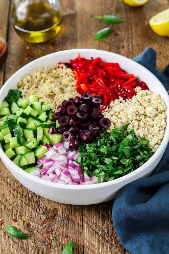 Mediterranean Quinoa Salad - Vegan Huggs