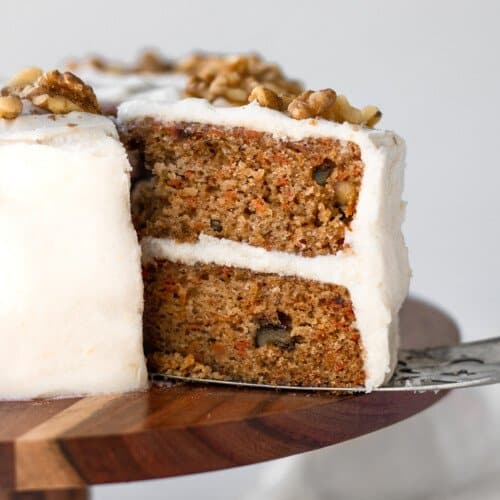 Vegan Carrot Cake with Cream Cheese Frosting - Vegan Huggs