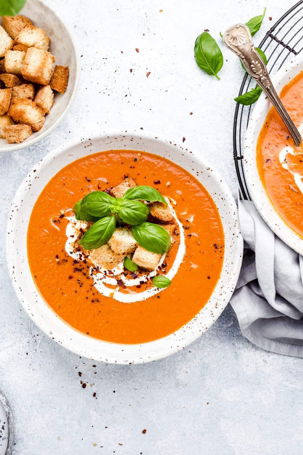 Roasted Tomato Soup - Vegan Huggs