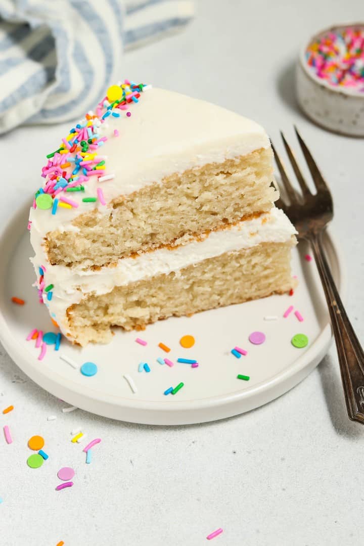 Vegan Vanilla Cake - Vegan Huggs