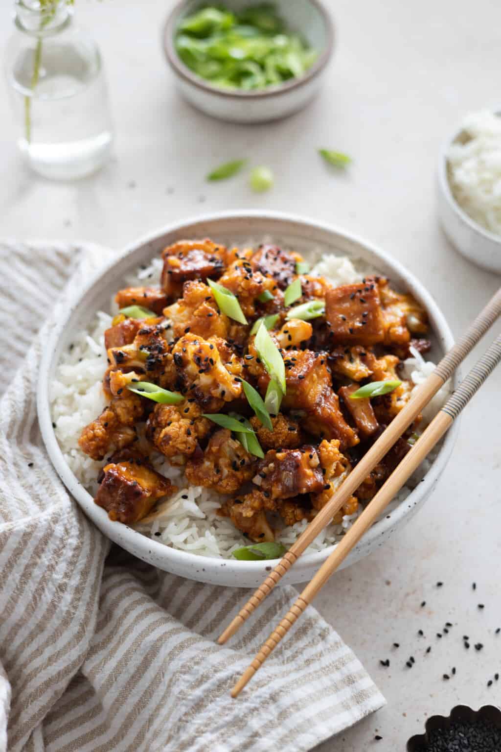 Chili Cauliflower and Tofu - Vegan Huggs